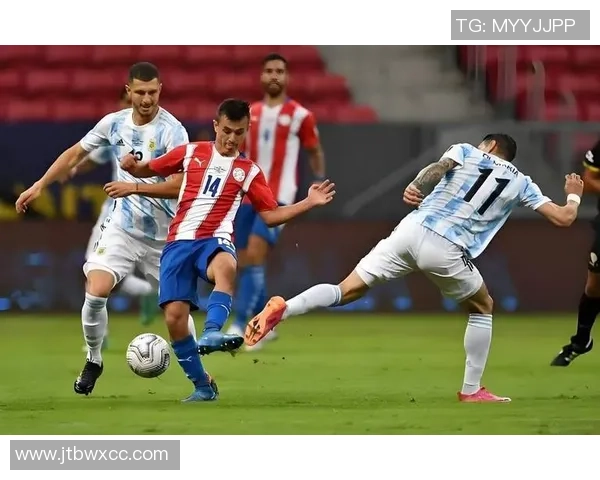 足总杯精彩对决：里昂逆转那不勒斯引发全场狂欢数据分析揭示胜因