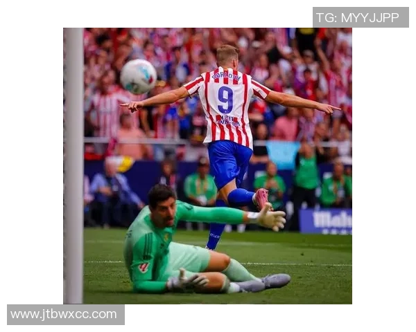 英超激战：马竞与皇马战成平局神扑时刻点燃全场激情