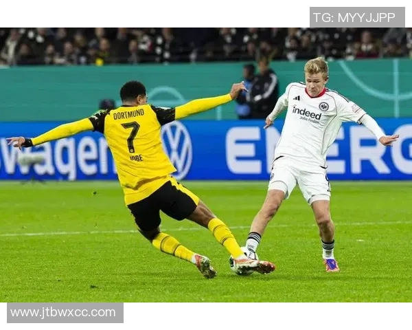 德甲精彩对决拜仁6-2逆转那不勒斯乌龙球引发全场狂欢与十大进球回顾