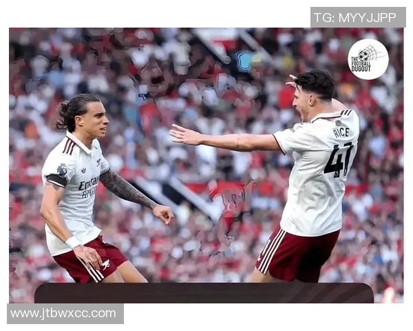 意甲大战拜仁大胜曼联红牌争议引发全场热议与激情 意甲大战拜仁大胜曼联红牌争议引发全场热议与激情