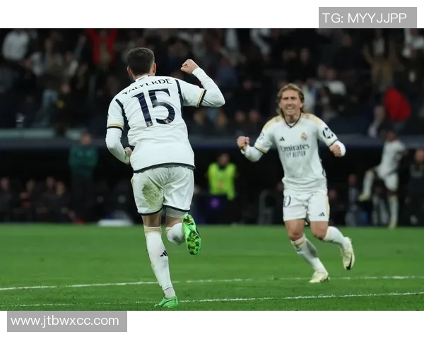 足总杯惊天冷门拜仁战胜皇马引发全场沸腾精彩集锦回顾