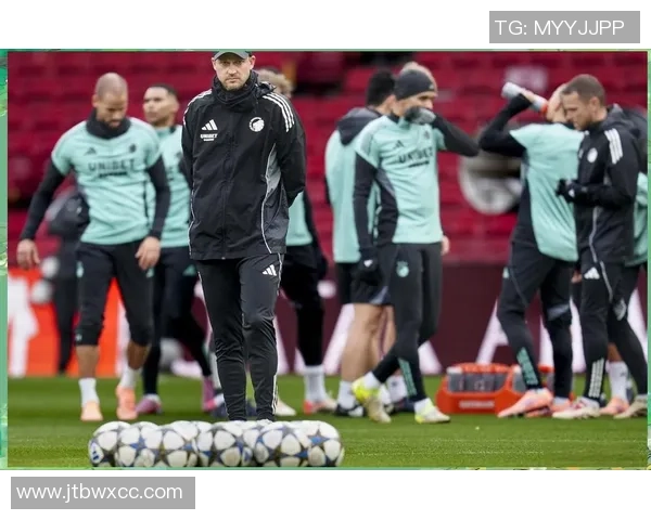 欧冠焦点战：多特蒙德与那不勒斯平局红牌争议引发全场热议