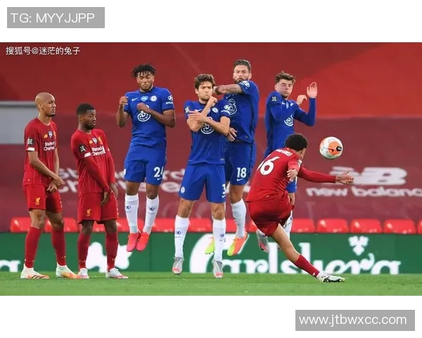 英超精彩对决那不勒斯与里昂战成平局绝杀瞬间引发全场狂欢